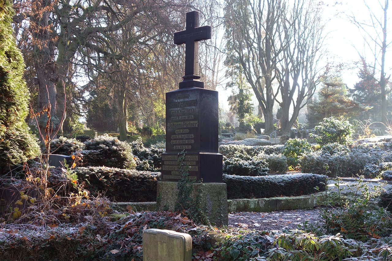 title_stadtfriedhof